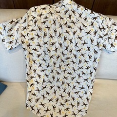 サルの柄シャツの画像