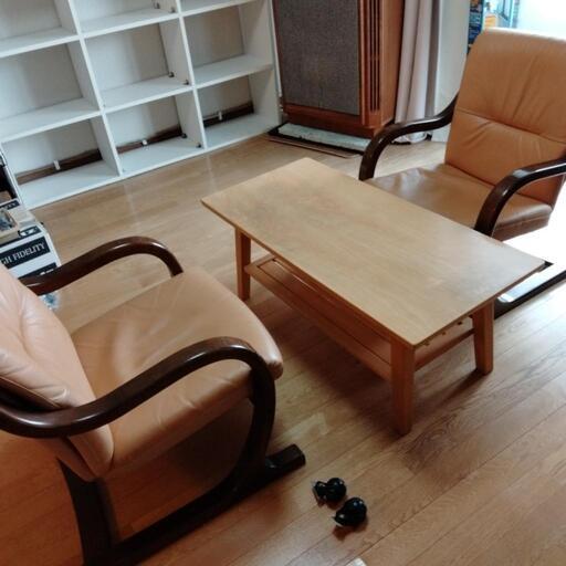 テーブルと椅子セット