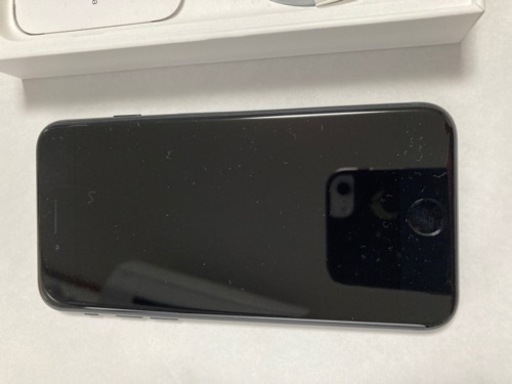 iPhoneSE【新品未使用】SIMフリー64GB
