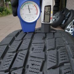 美品良品 レクサスNX純正 8.5~7.5mm山 GY ICE NAVI SUV 225/60R18 クラウンCrossoverハリアークルーガーRAV4ヴァンガード等の画像