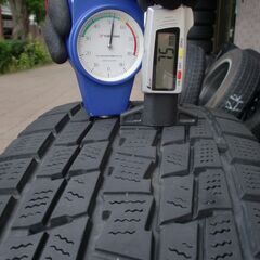 美品良品 レクサスNX純正 8.5~7.5mm山 GY ICE NAVI SUV 225/60R18 クラウンCrossoverハリアークルーガーRAV4ヴァンガード等の画像