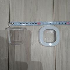 漏れない容器　小さいです。OXO製品の画像