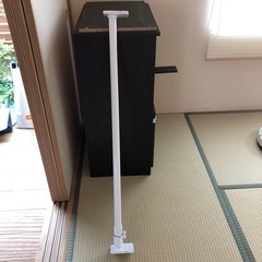 つっぱり棒  ほぼ未使用  調節できますの画像