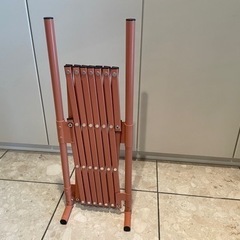 【差し上げます】伸縮 ペットゲート アルミ製 (幅150cm×高さ70cm)の画像