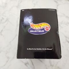 ホットウィール 1/10 スケール　 ハーレーダビッドソン ダイナワイドグライド / ミニカーの画像