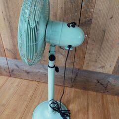 値下げしました。B-COMPANY アンティークファン　扇風機の画像