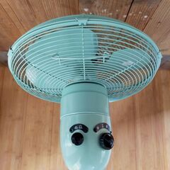 値下げしました。B-COMPANY アンティークファン　扇風機の画像