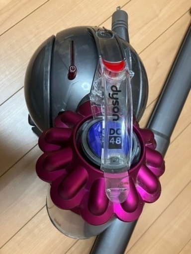 ダイソン　掃除機　DC48  中古品　使用感あり
