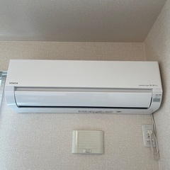 エアコン　HITACHI  白くまくん　RAS-D22L