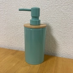 フライングタイガー　ソープディスペンサー