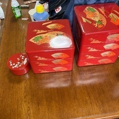 プラスチックお重　三段と四段セット