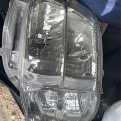 200系3型ハイエースヘットライトの画像
