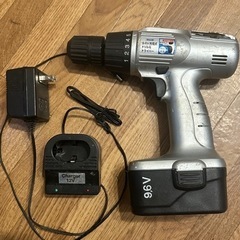 動作確認済み　電動ドリル