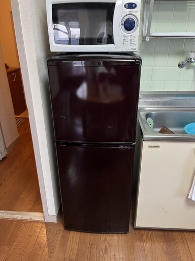 137L冷蔵庫(ブラウン)