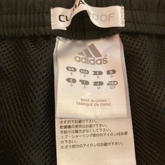 adidas ウインドブレーカー　上下セット　Mサイズの画像
