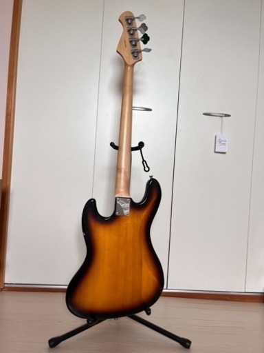 エレキベース　ベース　
