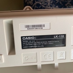 カシオ　電子キーボード　スタンド付の画像