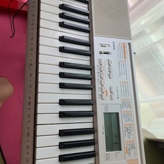 カシオ　電子キーボード　スタンド付