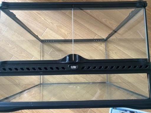 爬虫類ケージ　グラステラリウム　エキゾテラ