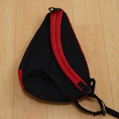 NIKE　ワンショルダーバッグ　赤の画像