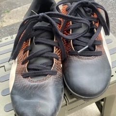 PUMA　サッカートレニングシューズ　23.5cmの画像