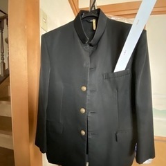 制服