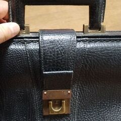 本皮製クラッチバッグの画像