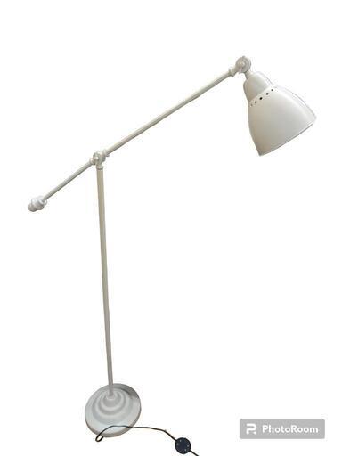 【売ります】イケヤ　スタンドライト　G0501
