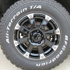 三菱　デリカＤ：５　Ｍ【自社ローン対応可】★1年保証★ロードサービス付　４ＷＤ　社外ＨＤＤナビ　ワンセグ　バックカメラ　左側パワースライド　ＥＴＣ　スマートキー　オートエアコン　オートライト　ジーアイギアブルバー　新品ＰＰＸ１６ＡＷ　グッドリッチタイヤの画像