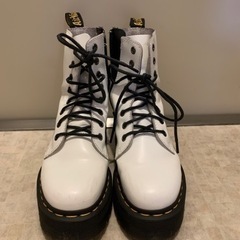 ドクターマーチン　ジェイドン8ホールブーツ