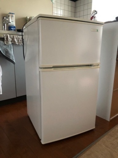 冷蔵庫　90L