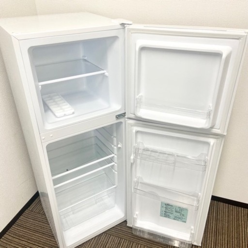 激安‼️138L 19年製 GrandLine2ドア冷蔵庫ARM-138L02WH?06306の通販は 