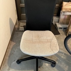 デスクチェアの画像