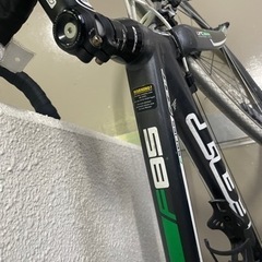 ロードバイク FELT F85 当方165cm用として使ってます　ミノウラサイクルスタンド付きの画像
