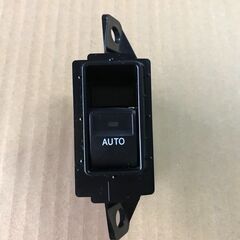 ヴォクシーZRR70のスライドドアパワーウインドウスイッチ