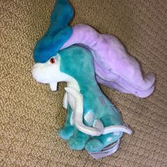 ポケモン　スイクン　ぬいぐるみ