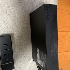 値下げしました。来週まで。30日に掲載終了します。プレステ4CUH-2200フルセット(ソフト、1TBハードディスク付き)の画像