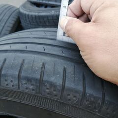 185/65R15 横浜タイヤ　ブルーアース　中古　1本　Aの画像