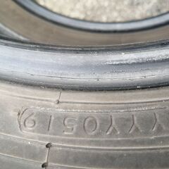 185/65R15 横浜タイヤ　ブルーアース　中古1本　Bの画像
