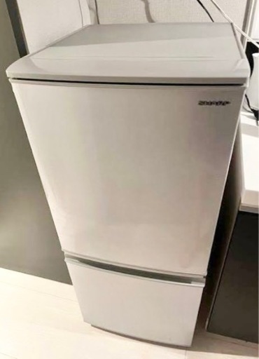 SHARP    冷蔵庫　SJ-D14FJ   美品