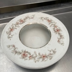 灰皿？お皿？飾り？