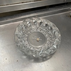 ガラス皿？灰皿？の画像