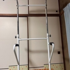 懸垂・ディップススタンド　ぶら下がり　チンニングバー