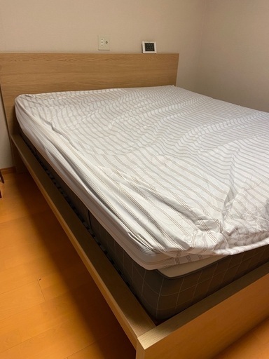 イケア IKEA ベッドフレーム　MALM ナチュラル