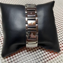 (取り引き中)guessブレス腕時計未使用　　交換希望の画像