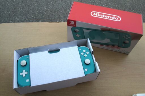 ☆ニンテンドー 任天堂 HDH-001 NINTENDO Switch Lite ニンテンドースイッチライト 本体一式◆カタチを変えてどこへでも