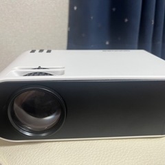 プロジェクター　GOODEE
