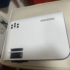 プロジェクター　GOODEEの画像