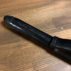 中古美品　ヴィダルサスーン(Vidal Sassoon) 26mm 2way カール&ストレート ヘアアイロン ベーシック 海外対応 4段階温度調節 コンパクト ブラック の画像