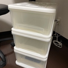 ニトリ　収納ケース衣類など３つセットの画像